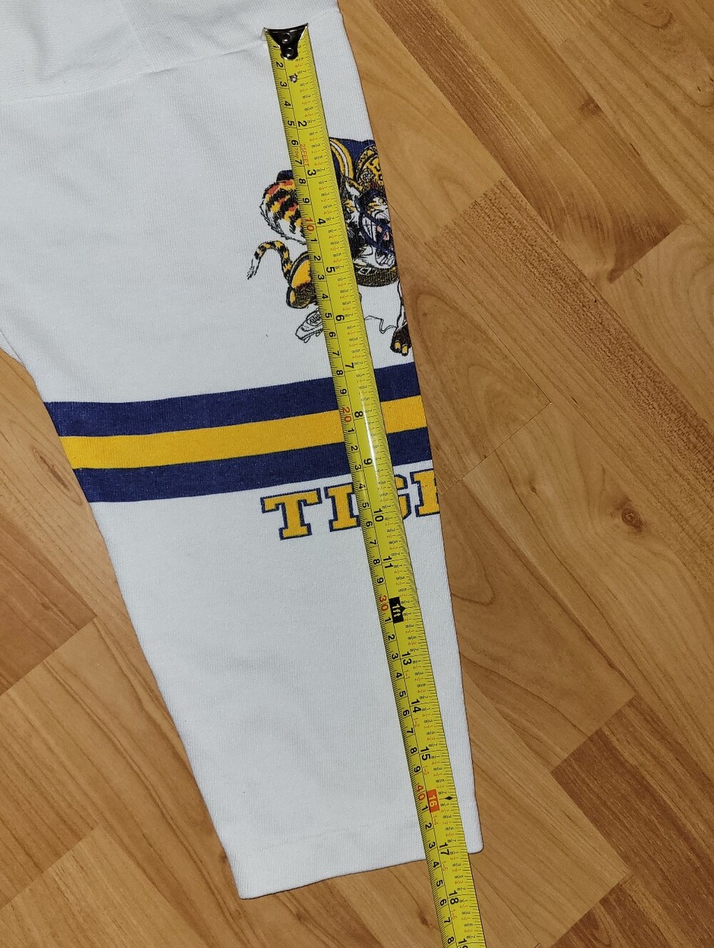 Ravens LSU Tigers 1988 Jack Davis Collection Big Logos, Half Sleeves Medium - Picture 5 of 5
